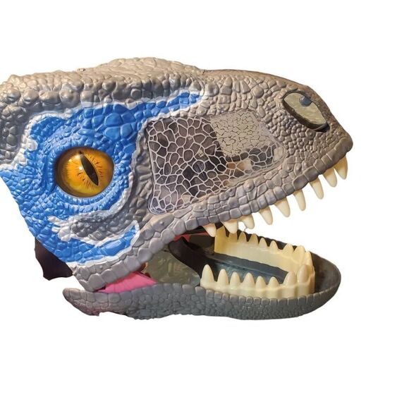 Jurassic World Mattel 2017Chomp 'N Roar  Velociraptor Mask "Blue" Ages 6 And Up - Picture 2 of 4